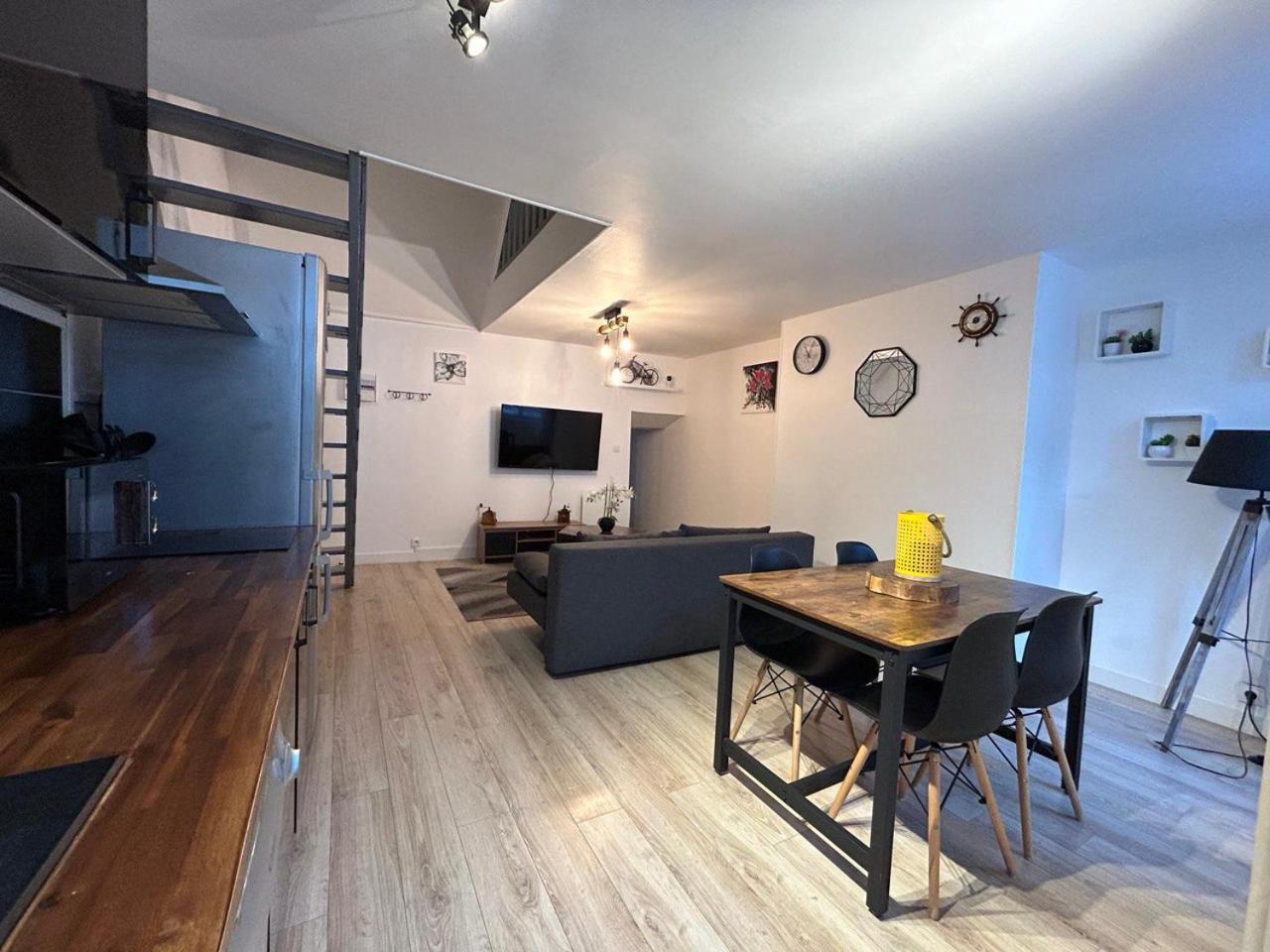 La Casa Tres - Cosy In The Very Centre Port Apartment Cherbourg-en-Cotentin Exterior photo